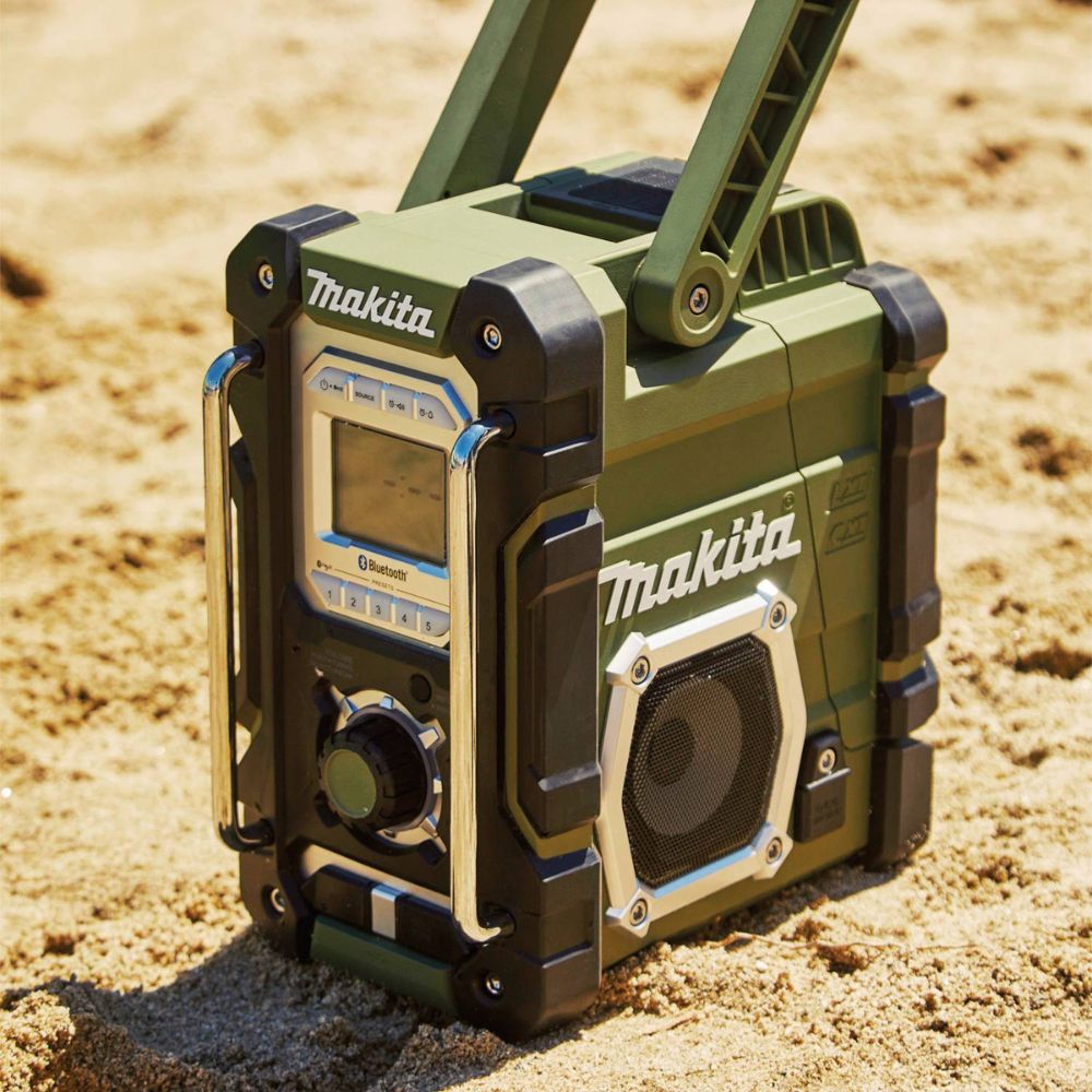 Makita ADRM06 Outdoor Adventure 18V LXT Bluetooth Radio