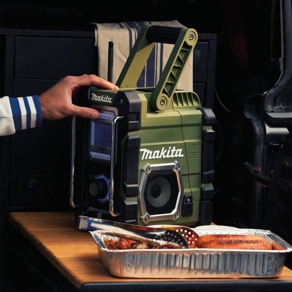 Makita ADRM06 Outdoor Adventure 18V LXT Bluetooth Radio