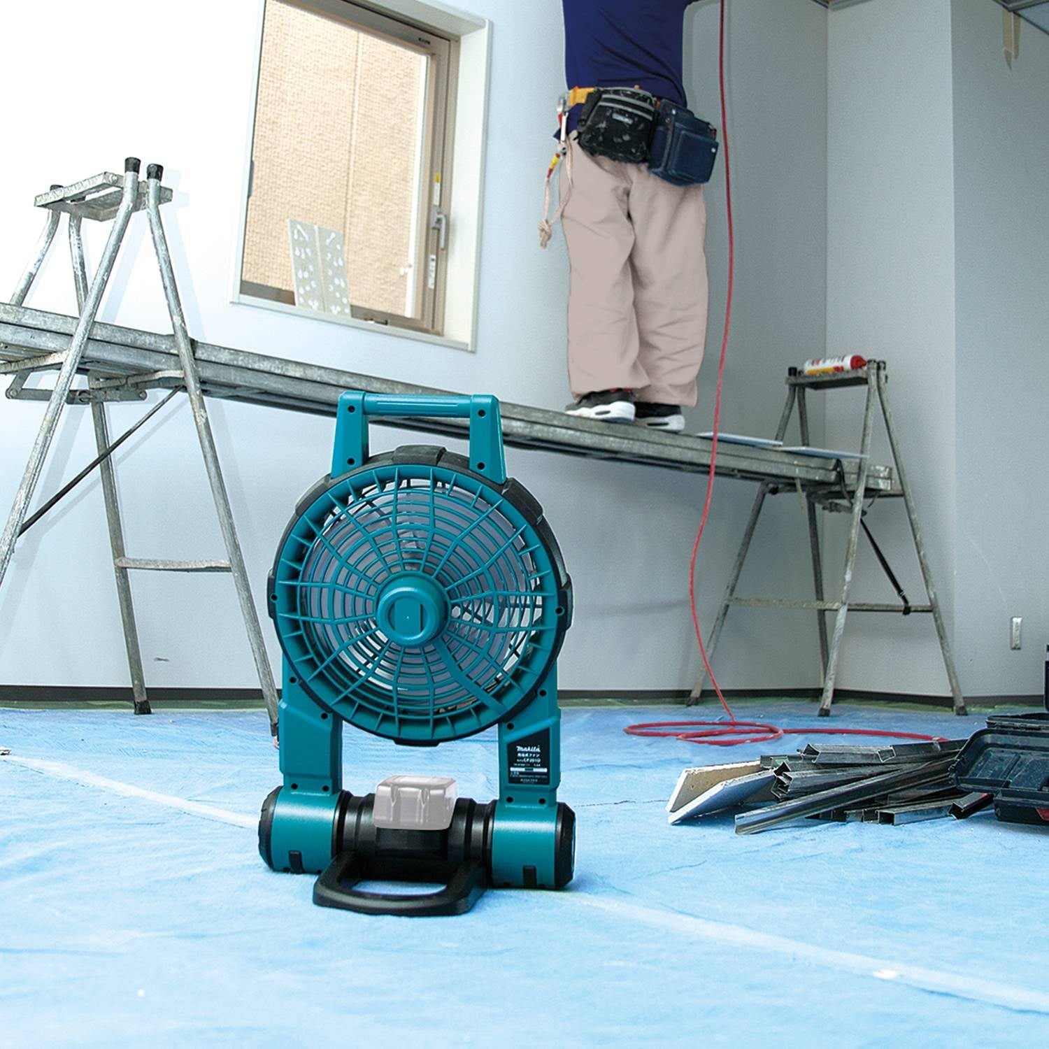 Makita DCF201Z 18V LXT Lithium-Ion Cordless Job Site Fan (Tool only)