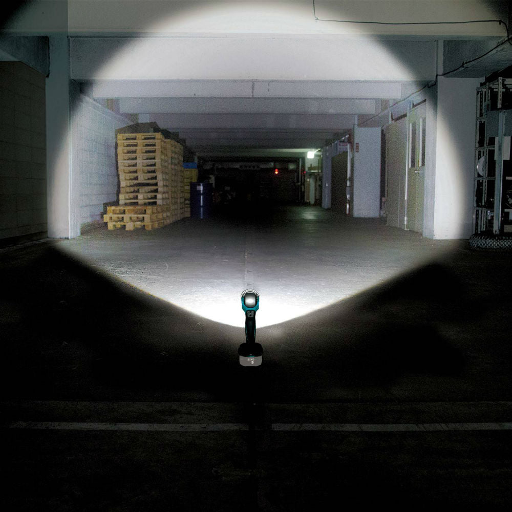 Makita DML808 18V LXT Lithium-Ion Adjustable Beam L.E.D. Flashlight