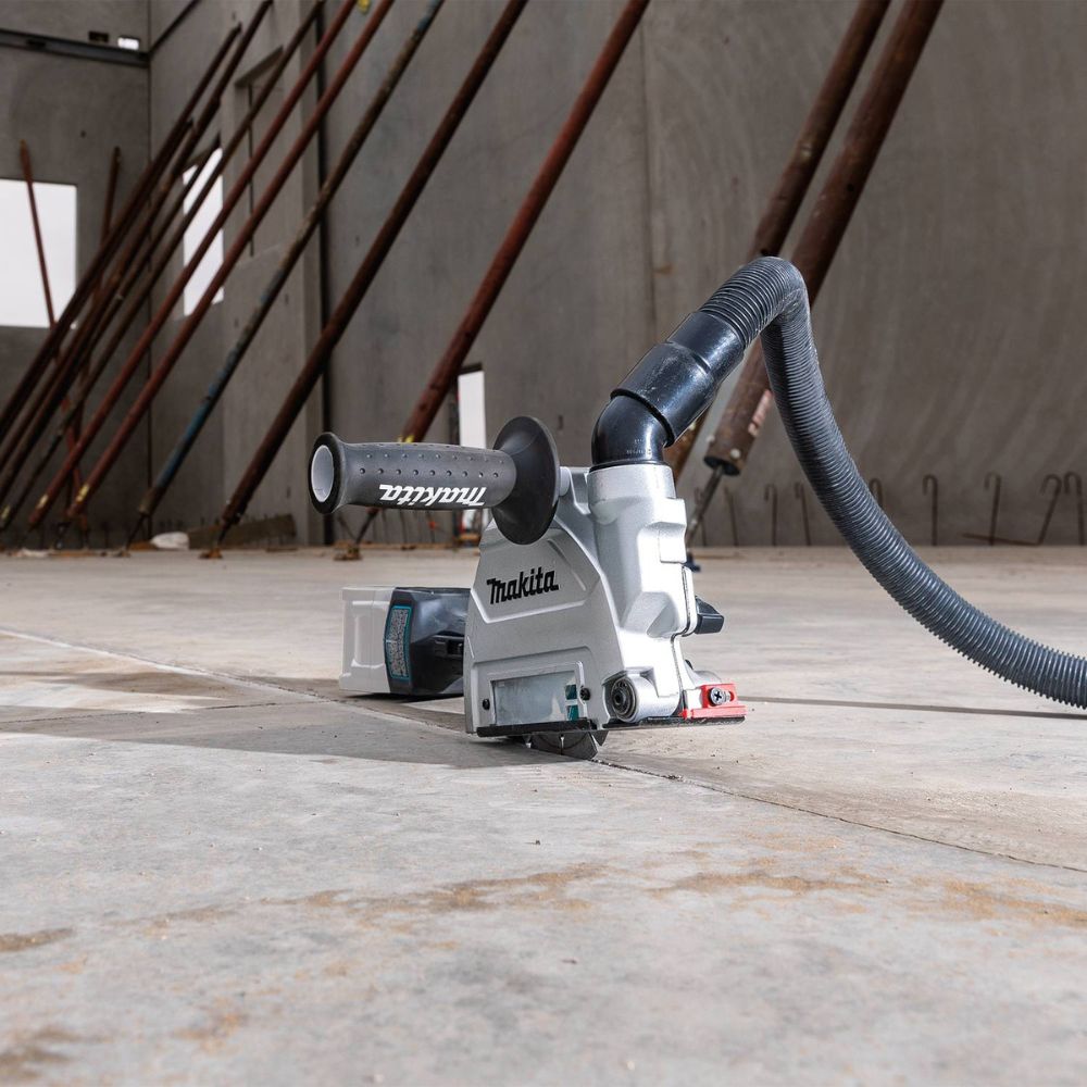 Makita GAG14Z 40V max XGT Brushless Cordless 4-1/2" / 6" Paddle Switch Angle Grinder, with Electric Brake, Tool Only