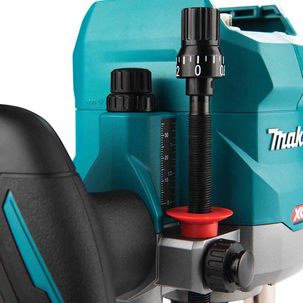 Makita GPR01Z 40V max XGT Brushless Cordless 2-1/4 Maximum HP Plunge Router (Tool Only)