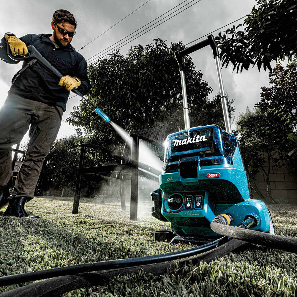 Makita GWH01Z 40V max XGT Brushless Cordless 1300 PSI 1.5 GPM Pressure Washer, Tool Only