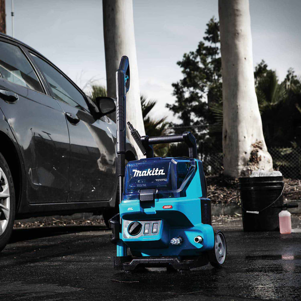 Makita GWH01Z 40V max XGT Brushless Cordless 1300 PSI 1.5 GPM Pressure Washer, Tool Only