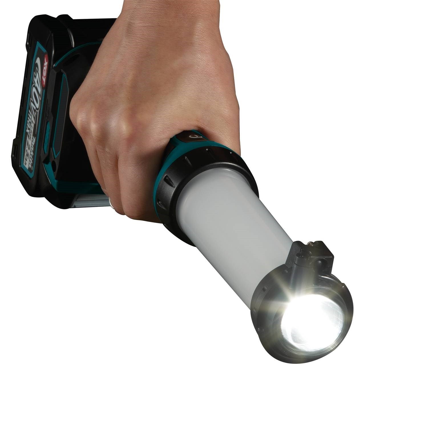 Makita ML002G 40V max XGT® L.E.D. Lantern/Flashlight, Flashlight Only