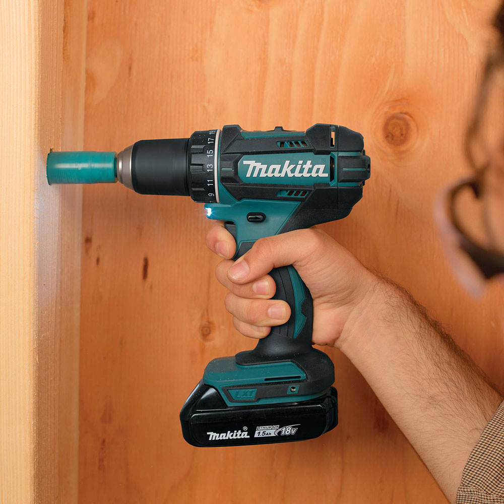 Makita XFD10SY 18V LXT Lithium-Ion Compact Cordless 1/2" Driver-Drill Kit, 480 in. lbs. torque, var. spd., rev., L.E.D. Light, case (1.5Ah)
