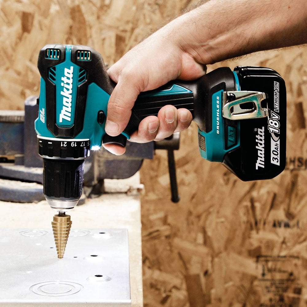 Makita XFD131 18V LXT Compact Brushless 1/2 in. Driver-Drill Kit (3.0Ah)