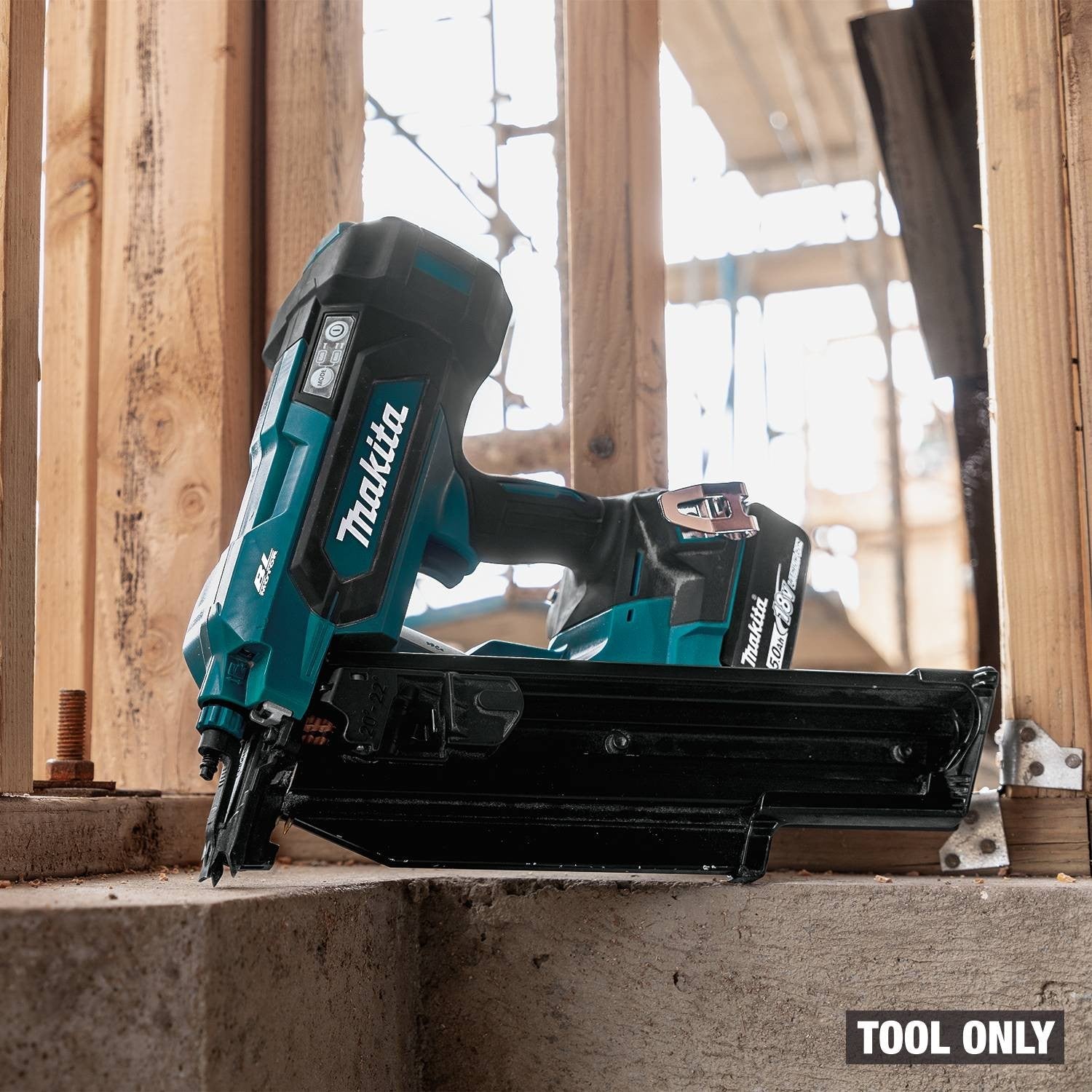 Makita XNB03Z 18V LXT Cordless 21 Degree Full Round Head 3-1/2" Framing Nailer (Tool Only)
