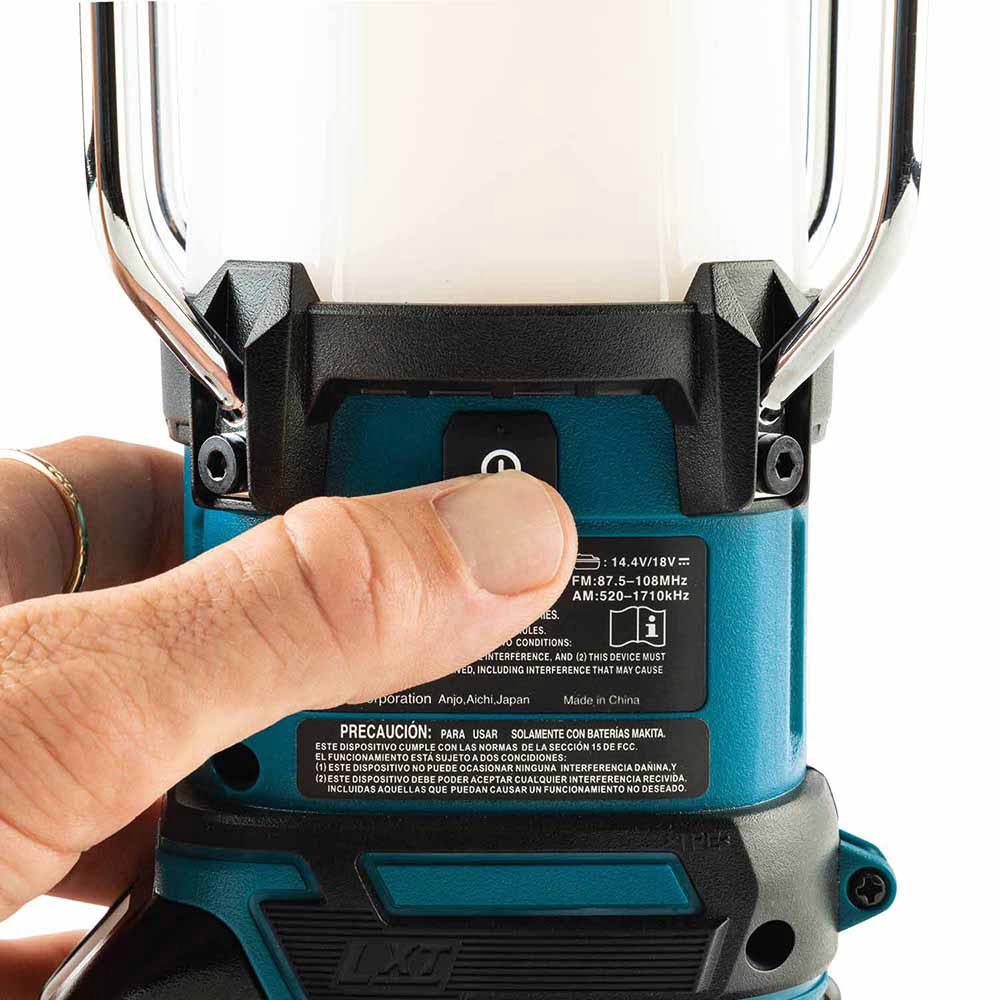 Makita XRM12 18V LXT Lithium-Ion Cordless Lantern with Radio, Tool Only