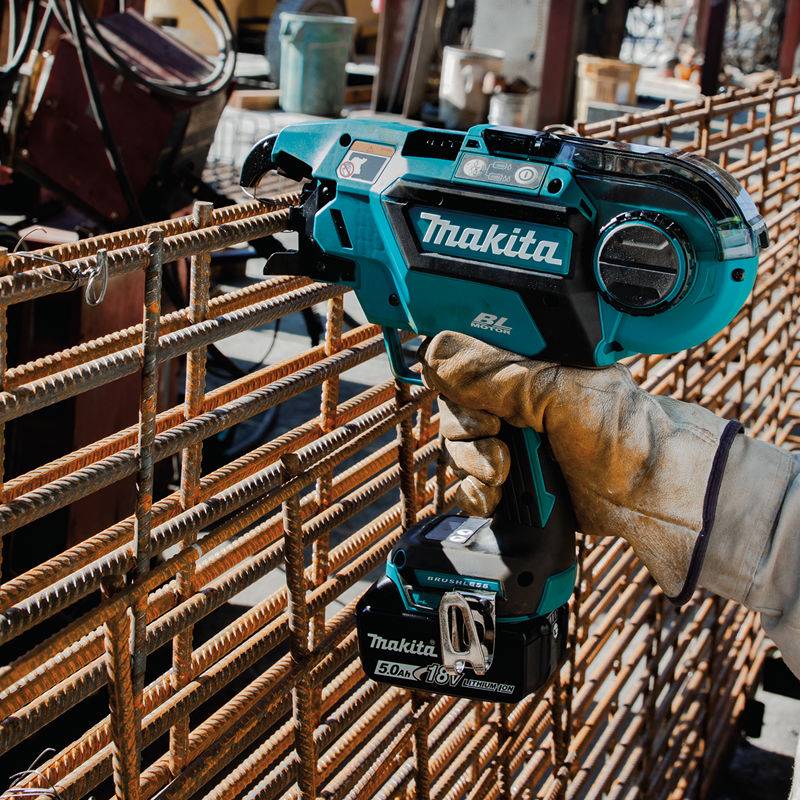 Makita XRT01TK 18V LXT Lithium-Ion Brushless Cordless Rebar Tying Tool Kit