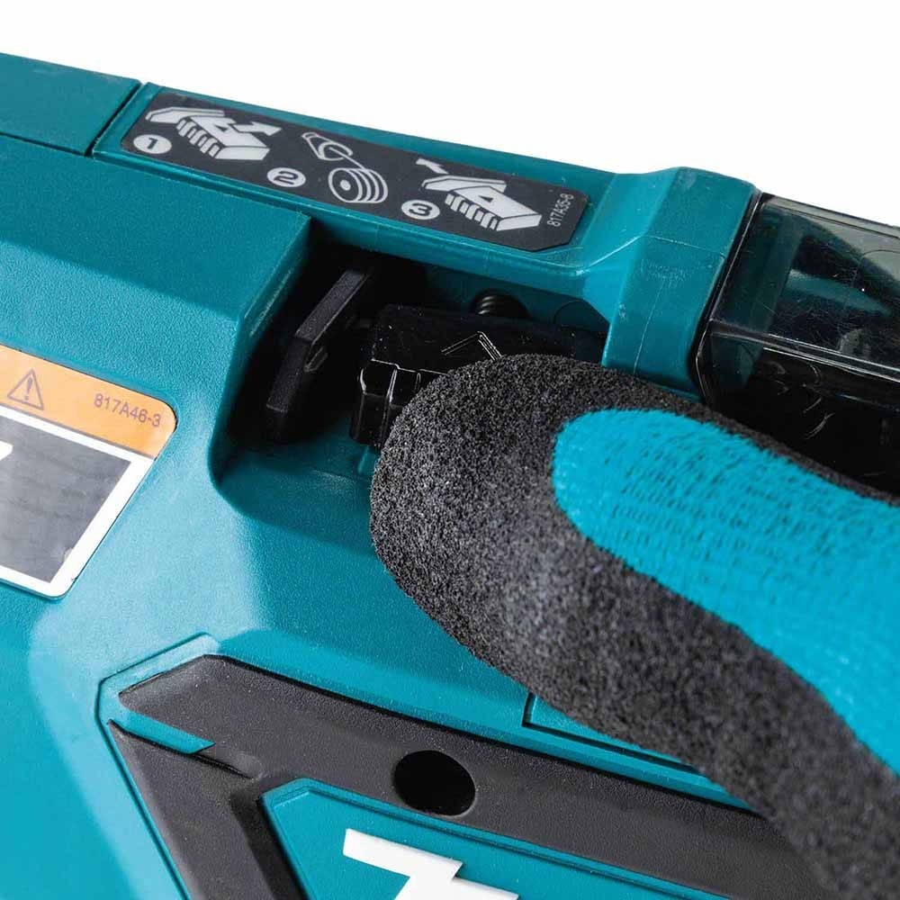 Makita XRT02TK 18V LXT Lithium-Ion Brushless Cordless Deep Capacity Rebar Tying Tool Kit (5.0Ah)