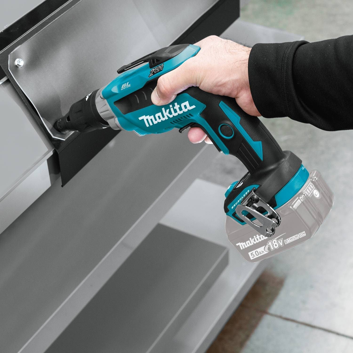 Makita XSF05Z 18V LXT Li-Ion Brushless 2,500 RPM Screwdriver, Bare Tool