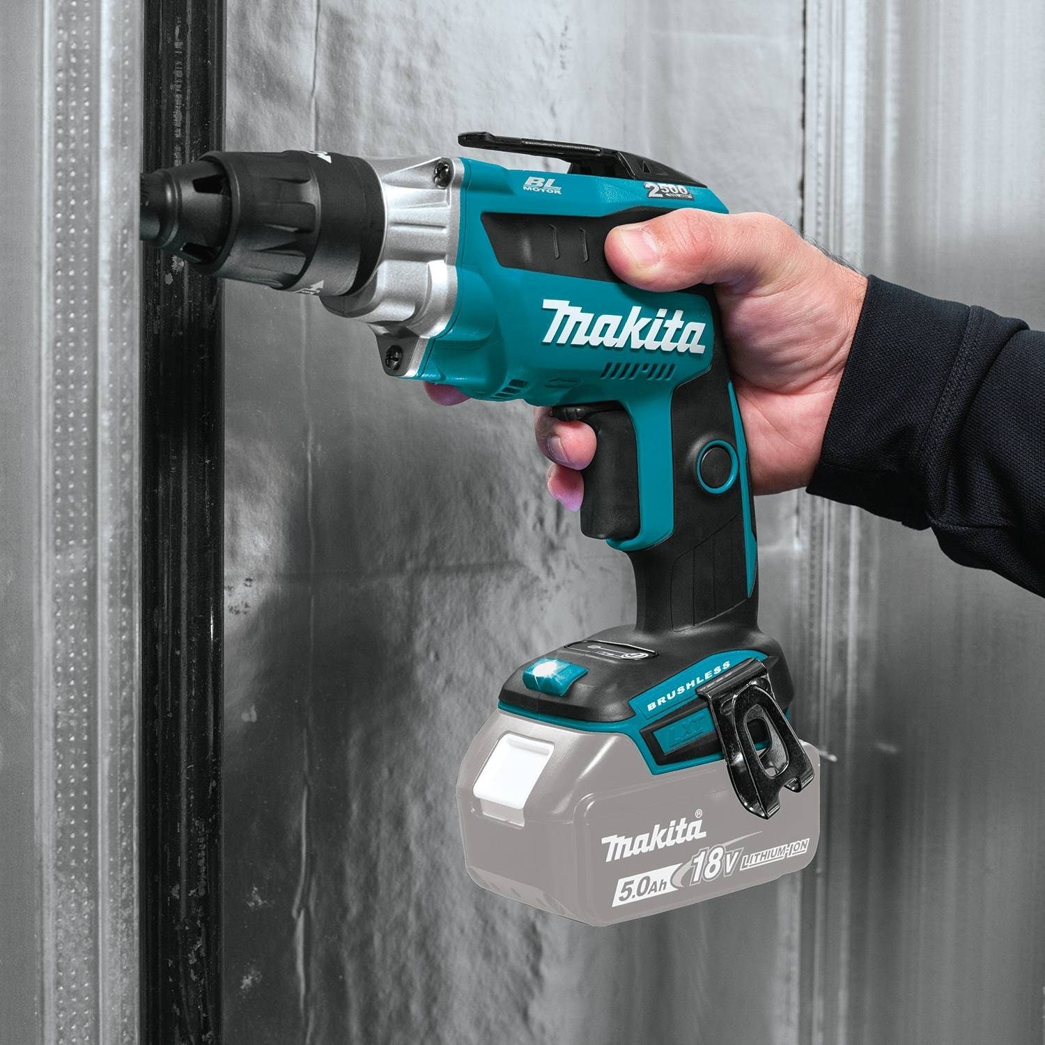 Makita XSF05Z 18V LXT Li-Ion Brushless 2,500 RPM Screwdriver, Bare Tool