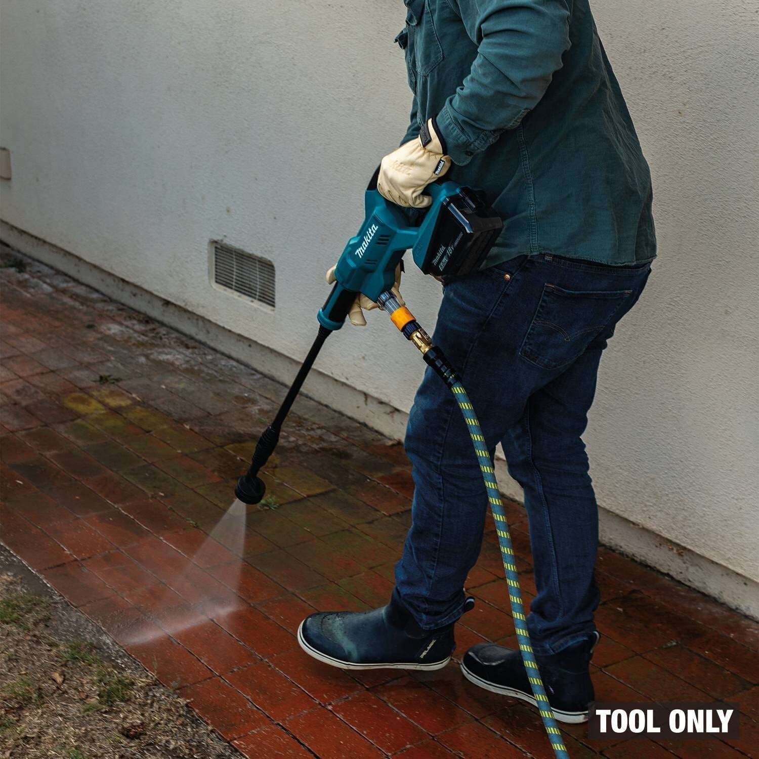 Makita XWH02Z 18V LXT Cordless 320 PSI 0.7 GPM Power Cleaner (Tool Only)