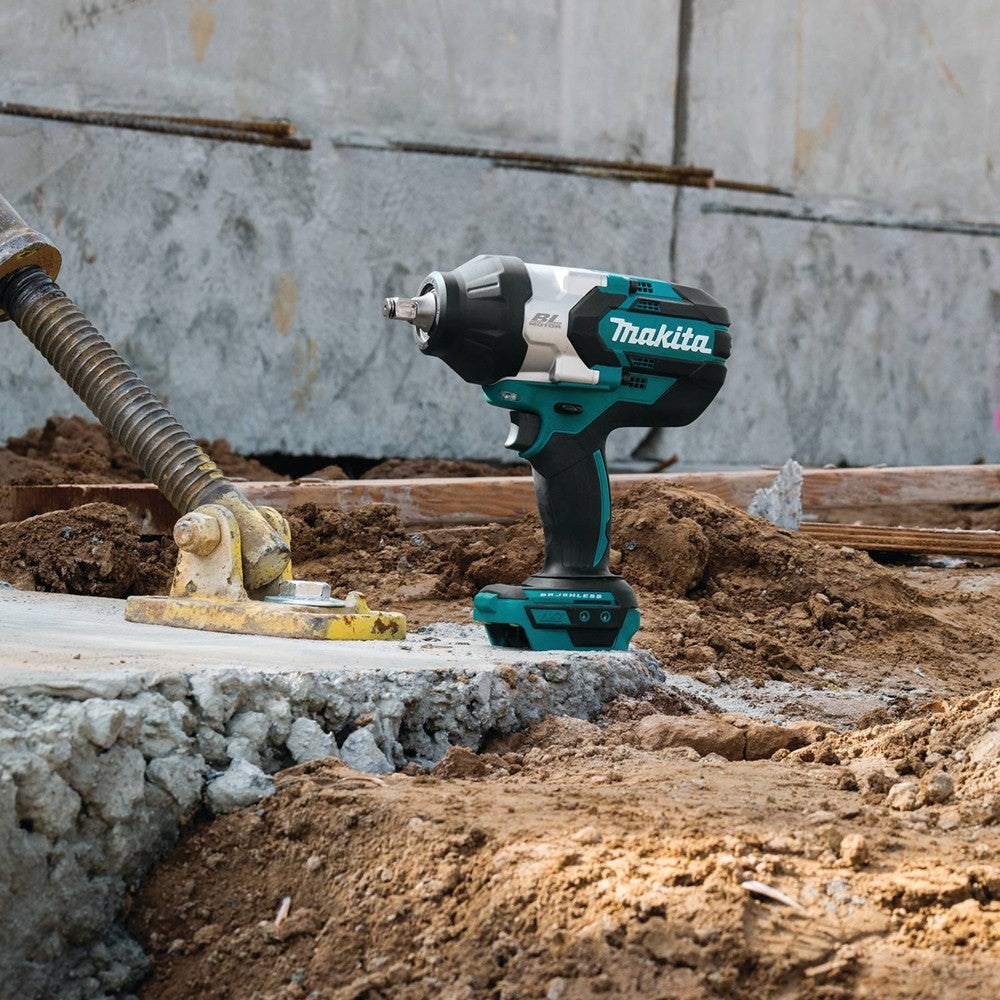 Makita XWT08Z 18V LXT Li-Ion Brushless High Torque 1/2" Sq. Drive Impact Wrench (Tool Only)